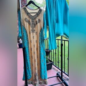 Bridal,Wedding Wear, Chiffon 3 piece Formal Long dress,Embroidered, Beaded,Stone